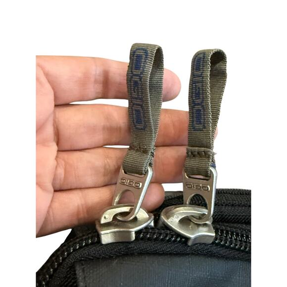 OGIO Messenger Bag Laptop Protection Carrying Case 18" Padded Satchel Briefcase - Picture 5 of 8